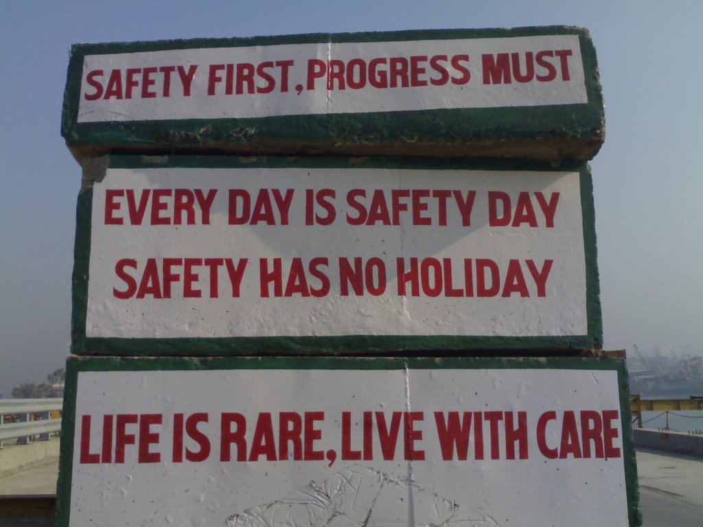 Slogan dan Kata Bijak Keselamatan Kerja (Safety Quotes 